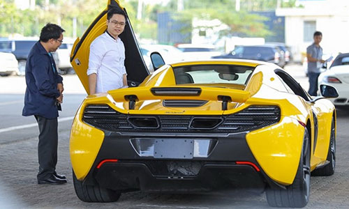 "Chồng hụt" Midu sắm siêu xe McLaren 650S giá 16 tỷ 